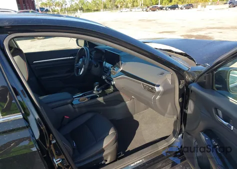 2024 Nissan Altima Sr Fwd z USA, uszkodzony, nr VIN 1N4BL4CV3RN428164